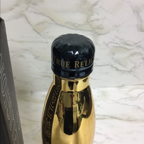 True Religion stainless 16.9 oz. water bottle - Picture 2 of 7